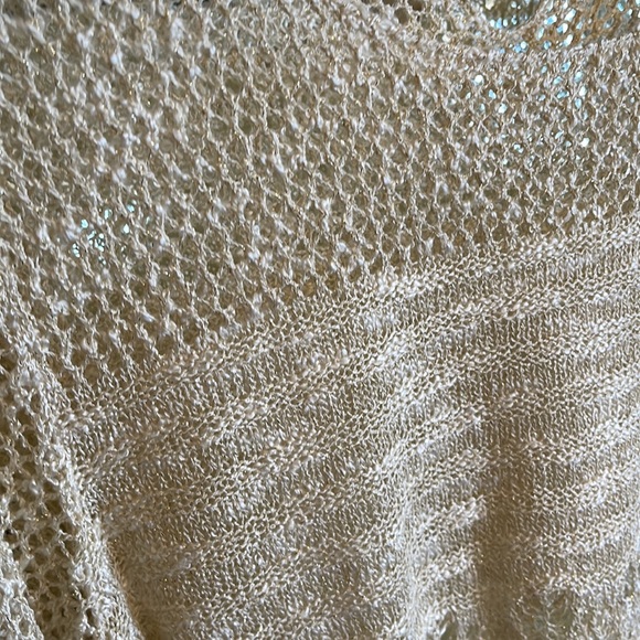 RELATIVITY NWOT FRINGED CROCHET OPEN KNIT POM POM SUMMER SWEATER W GOLD SHIMMER - Picture 10 of 11